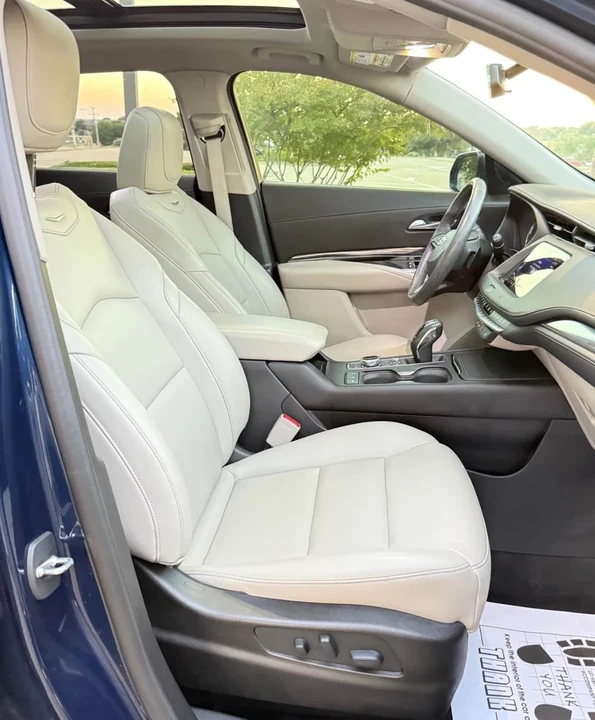 2019 Cadillac XT4 - Image 8 of 13