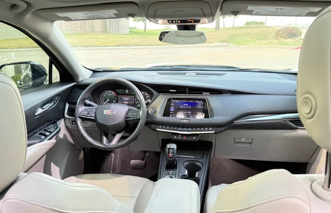 2019 Cadillac XT4 - Image 9 of 13