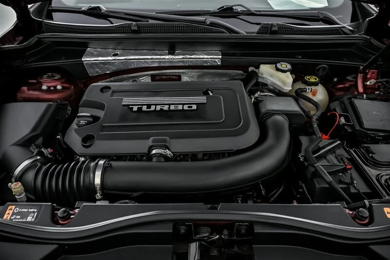 2019 Cadillac XT4 - Image 17 of 21