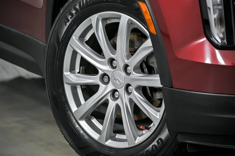 2019 Cadillac XT4 - Image 4 of 21