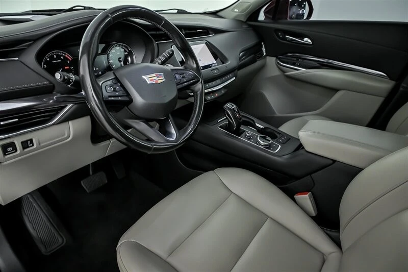 2019 Cadillac XT4 - Image 19 of 21