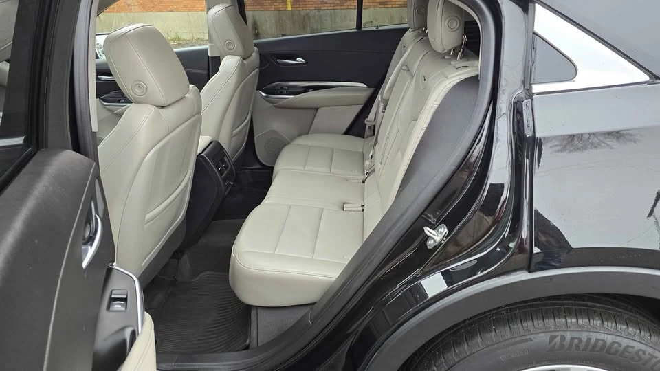 2019 Cadillac XT4 - Image 11 of 16