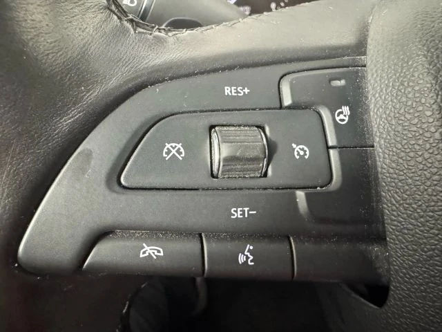 2019 Cadillac XT4 - Image 17 of 21