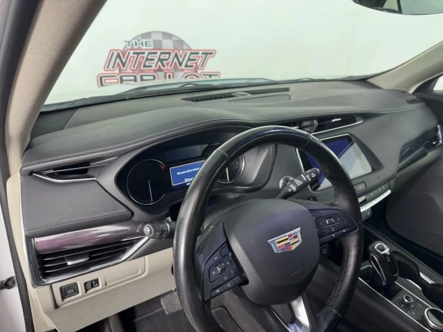 2019 Cadillac XT4 - Image 10 of 12