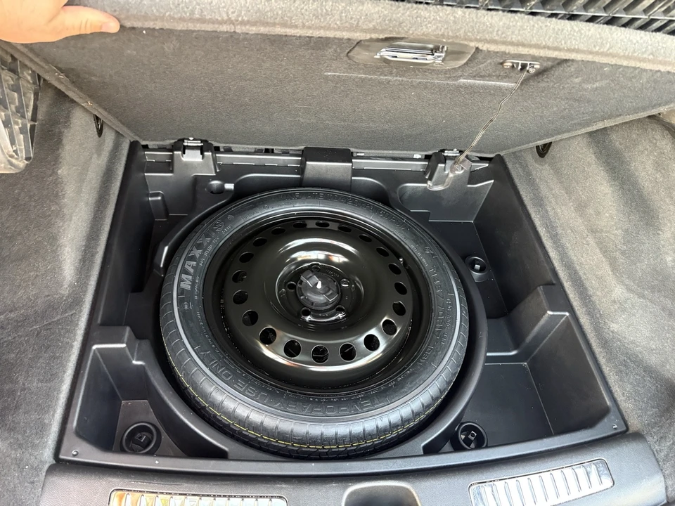 2019 Cadillac XT4 - Image 15 of 16