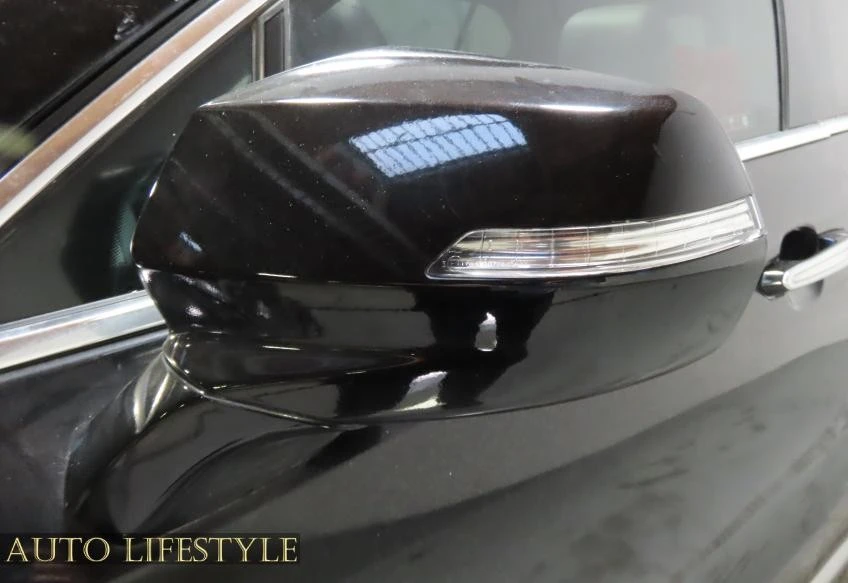 2019 Cadillac XT4 - Image 18 of 21