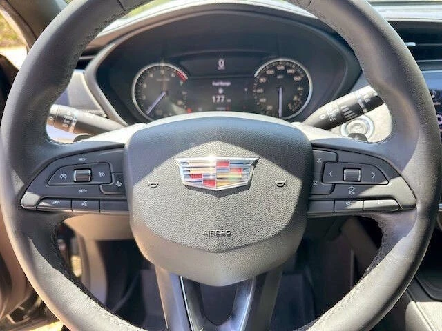 2019 Cadillac XT4 - Image 19 of 31