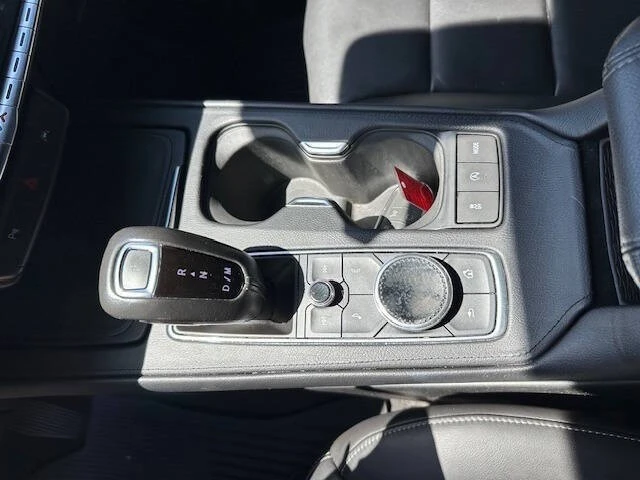 2019 Cadillac XT4 - Image 18 of 31