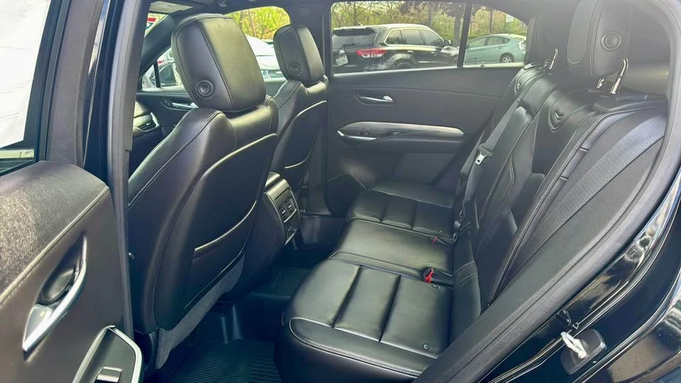 2019 Cadillac XT4 - Image 13 of 20