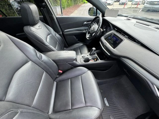 2019 Cadillac XT4 - Image 25 of 31