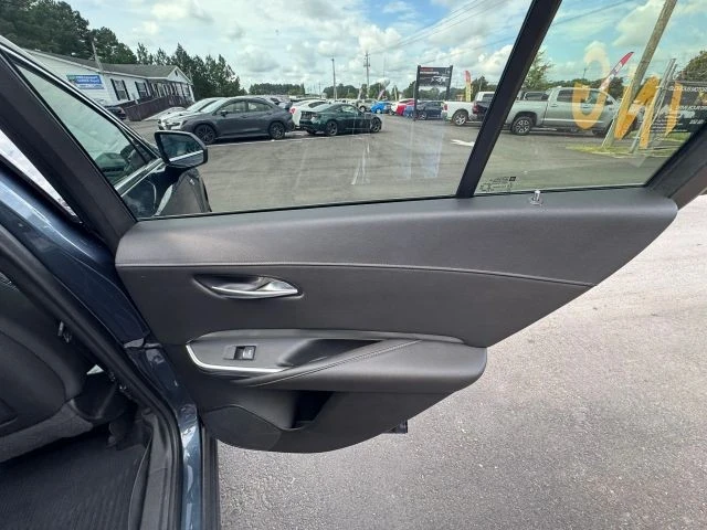 2019 Cadillac XT4 - Image 16 of 31