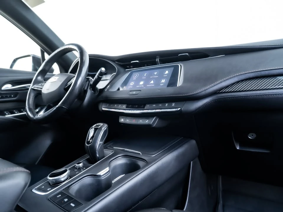 2019 Cadillac XT4 - Image 16 of 19