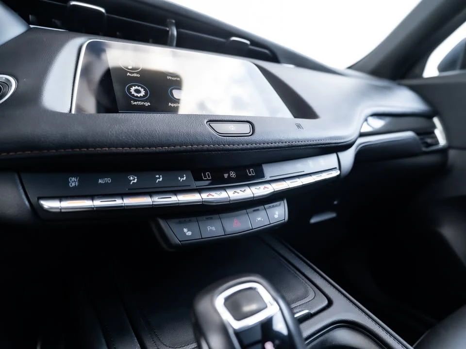 2019 Cadillac XT4 - Image 14 of 19