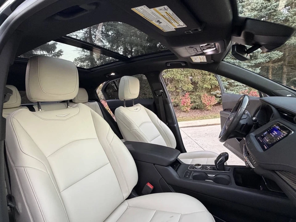 2019 Cadillac XT4 - Image 13 of 21