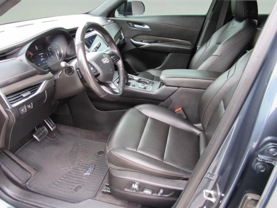 2019 Cadillac XT4 - Image 13 of 21