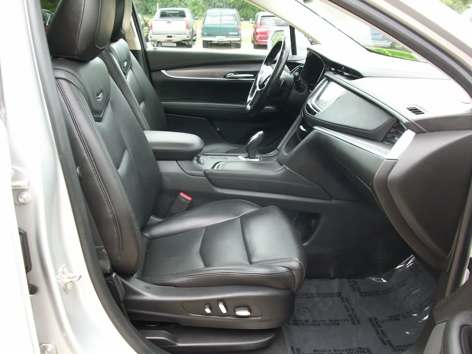 2019 Cadillac XT5 - Image 14 of 20