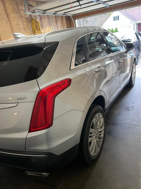2019 Cadillac XT5 - Image 9 of 11