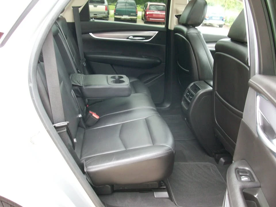 2019 Cadillac XT5 - Image 13 of 20
