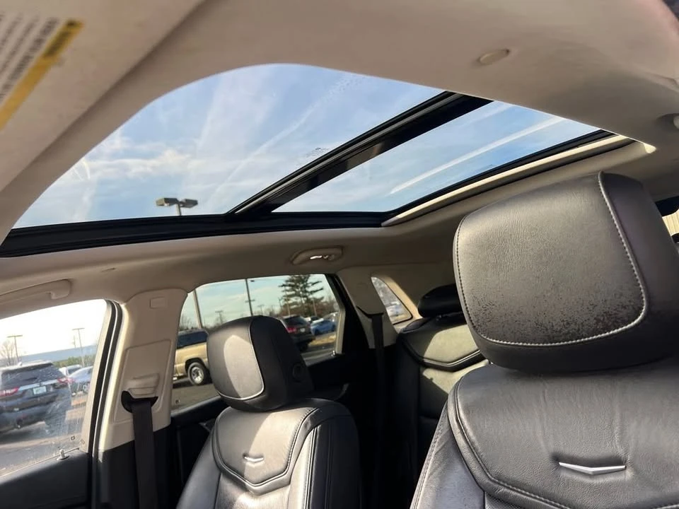 2019 Cadillac XT5 - Image 14 of 19