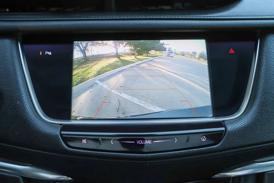 2019 Cadillac XT5 - Image 16 of 19