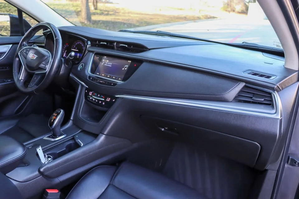 2019 Cadillac XT5 - Image 10 of 19