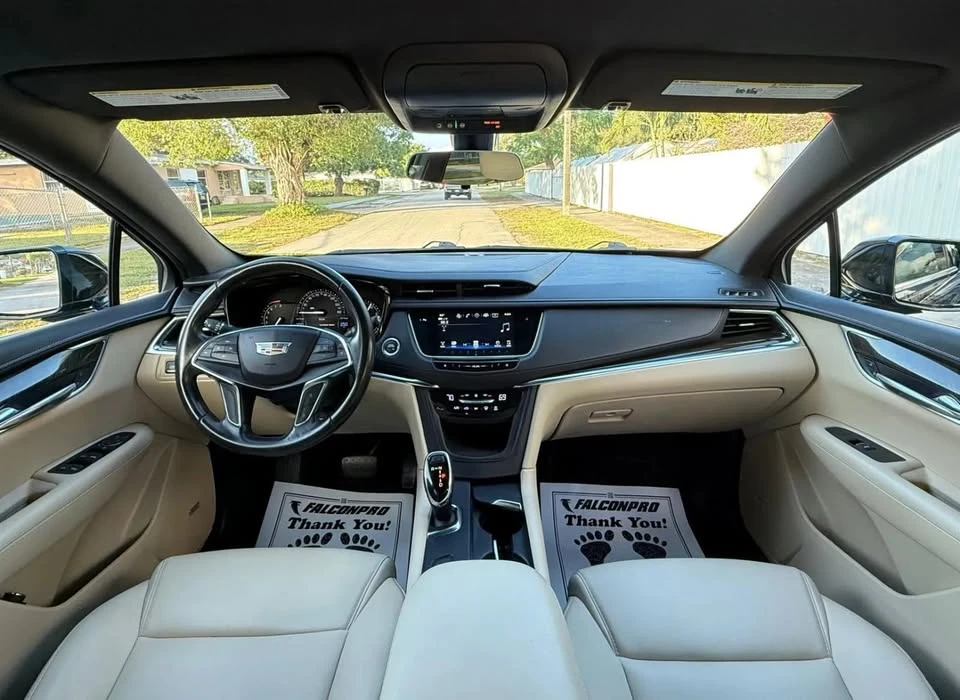 2019 Cadillac XT5 - Image 9 of 19