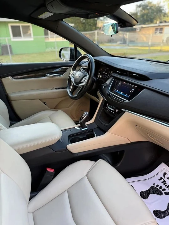 2019 Cadillac XT5 - Image 13 of 19