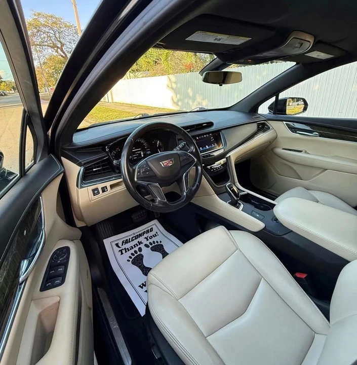 2019 Cadillac XT5 - Image 10 of 19