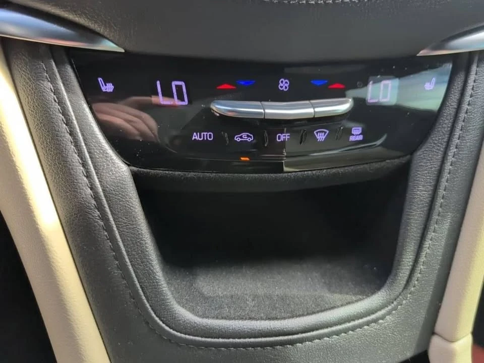 2019 Cadillac XT5 - Image 18 of 20
