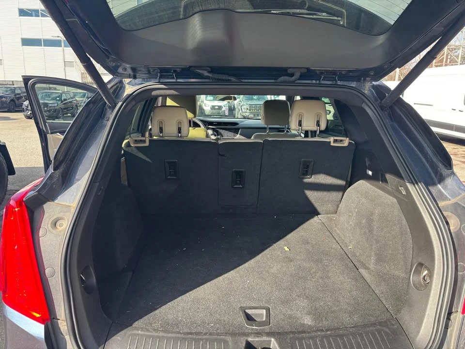 2019 Cadillac XT5 - Image 10 of 11