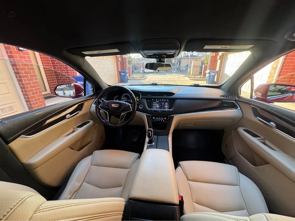 2019 Cadillac XT5 - Image 12 of 13