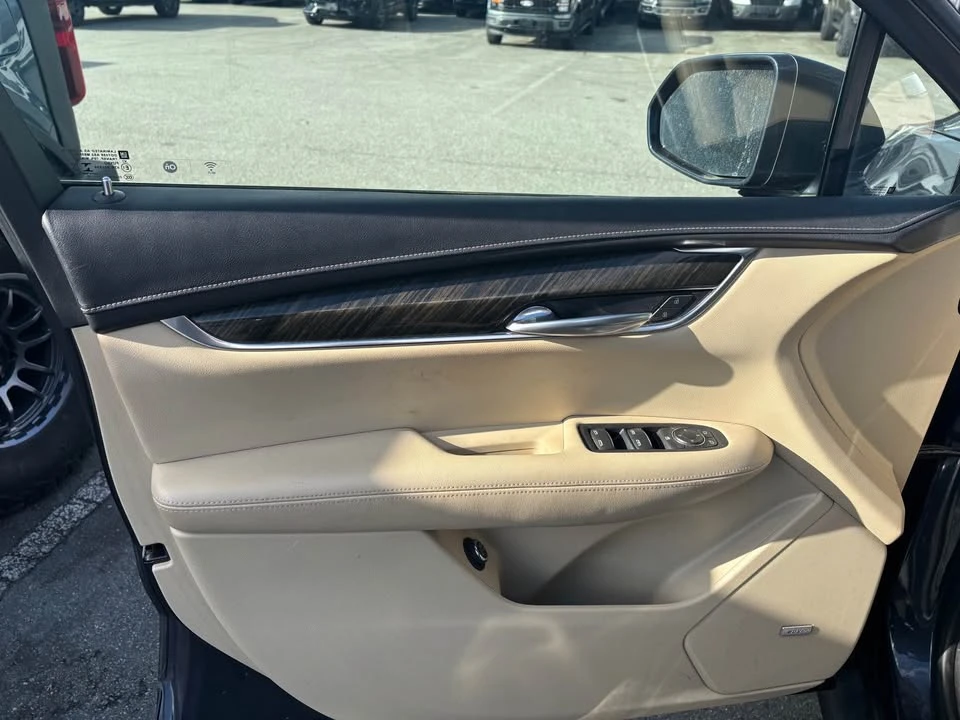 2019 Cadillac XT5 - Image 7 of 11