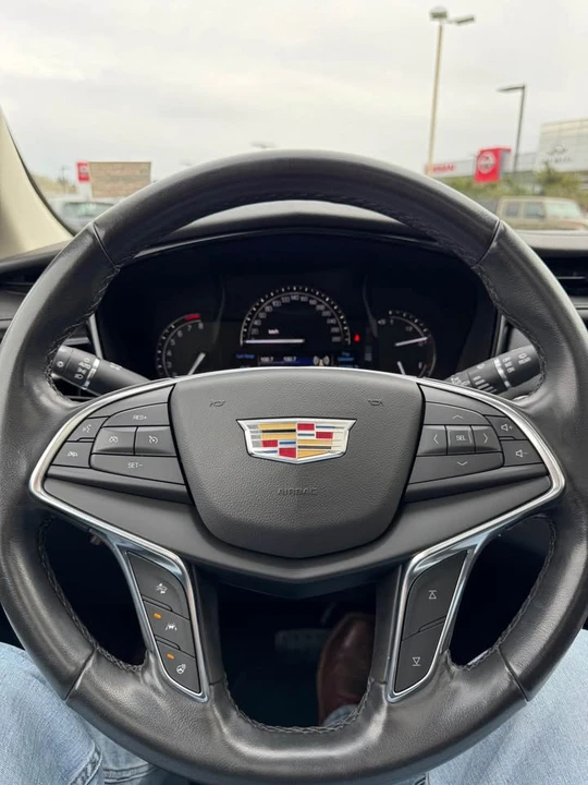 2019 Cadillac XT5 - Image 11 of 15