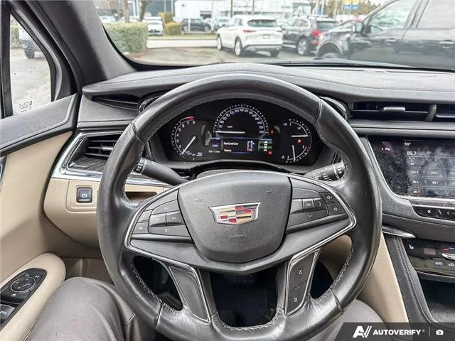 2019 Cadillac XT5 - Image 12 of 17
