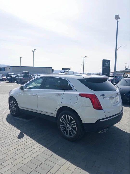 2019 Cadillac XT5 - Image 6 of 17