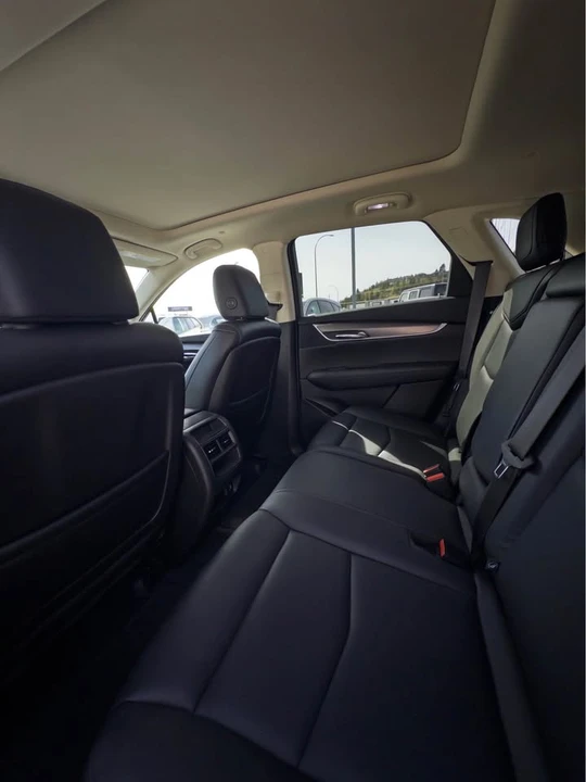 2019 Cadillac XT5 - Image 12 of 17