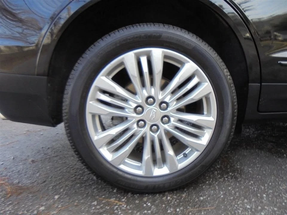 2019 Cadillac XT5 - Image 14 of 20