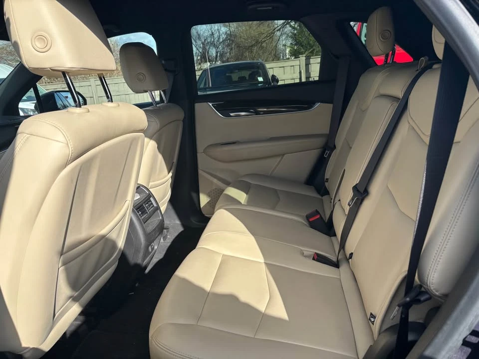 2019 Cadillac XT5 - Image 8 of 11