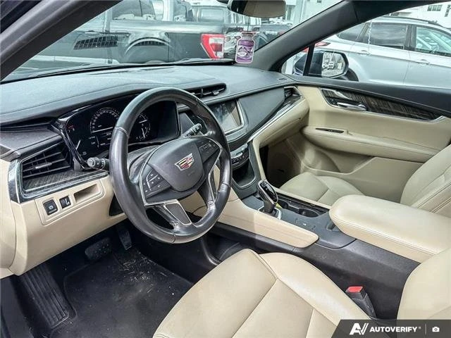 2019 Cadillac XT5 - Image 13 of 17
