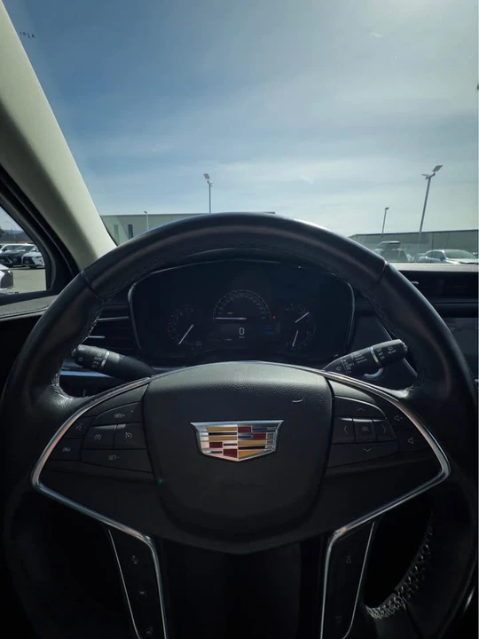 2019 Cadillac XT5 - Image 9 of 17