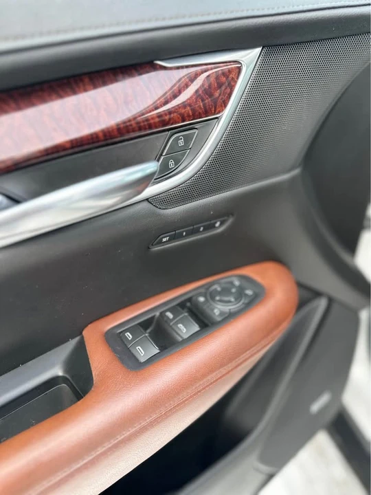2019 Cadillac XT5 - Image 7 of 10