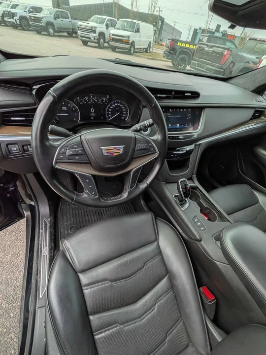 2019 Cadillac XT5 - Image 11 of 16