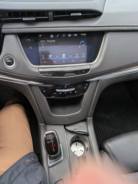 2019 Cadillac XT5 - Image 15 of 16