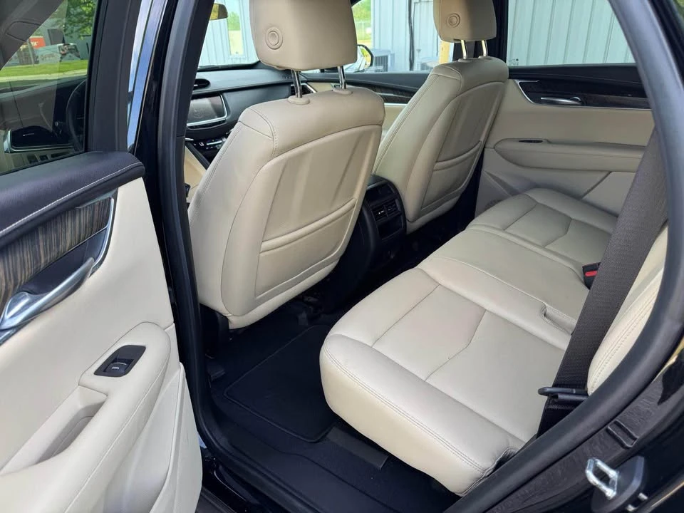 2019 Cadillac XT5 - Image 16 of 19