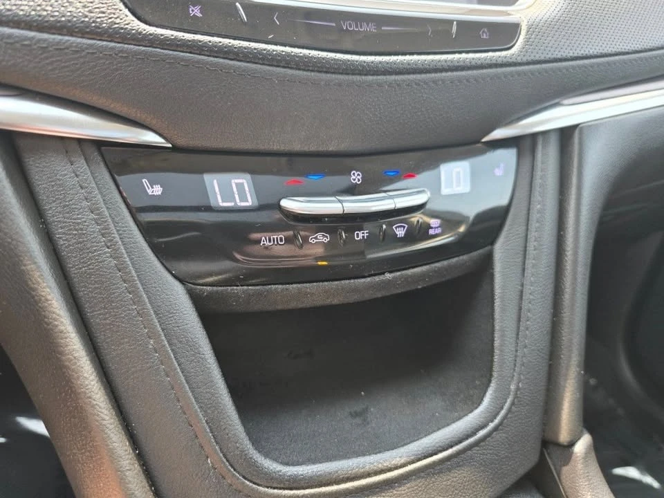 2019 Cadillac XT5 - Image 9 of 19