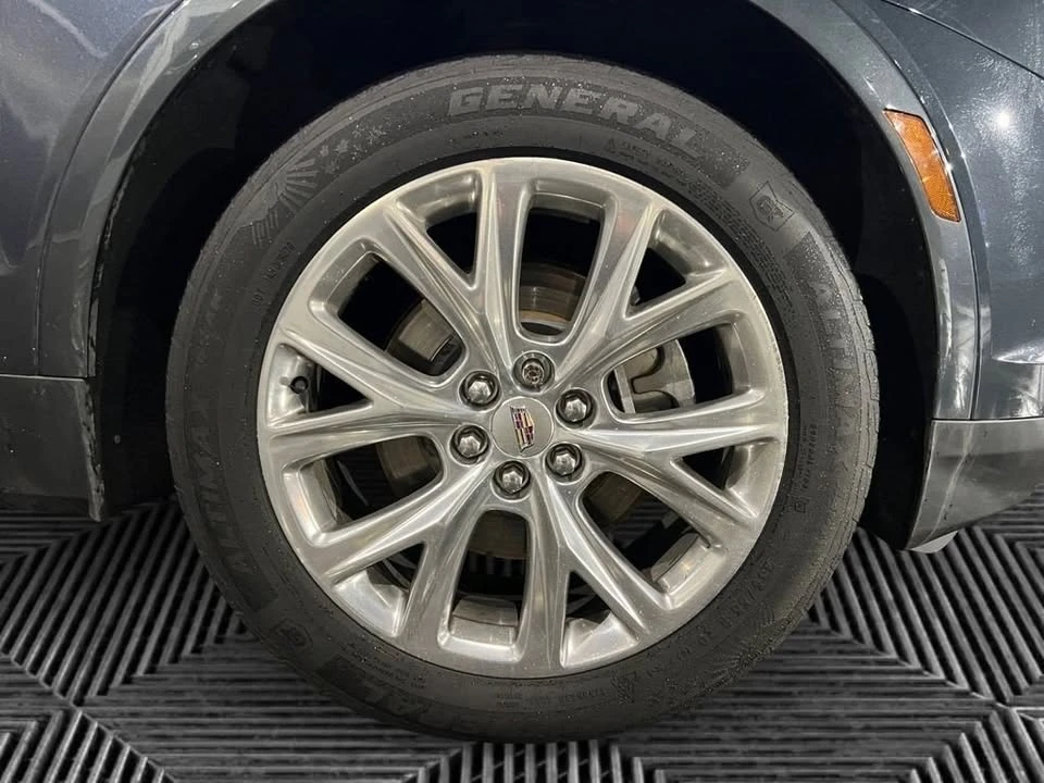 2019 Cadillac XT5 - Image 12 of 20