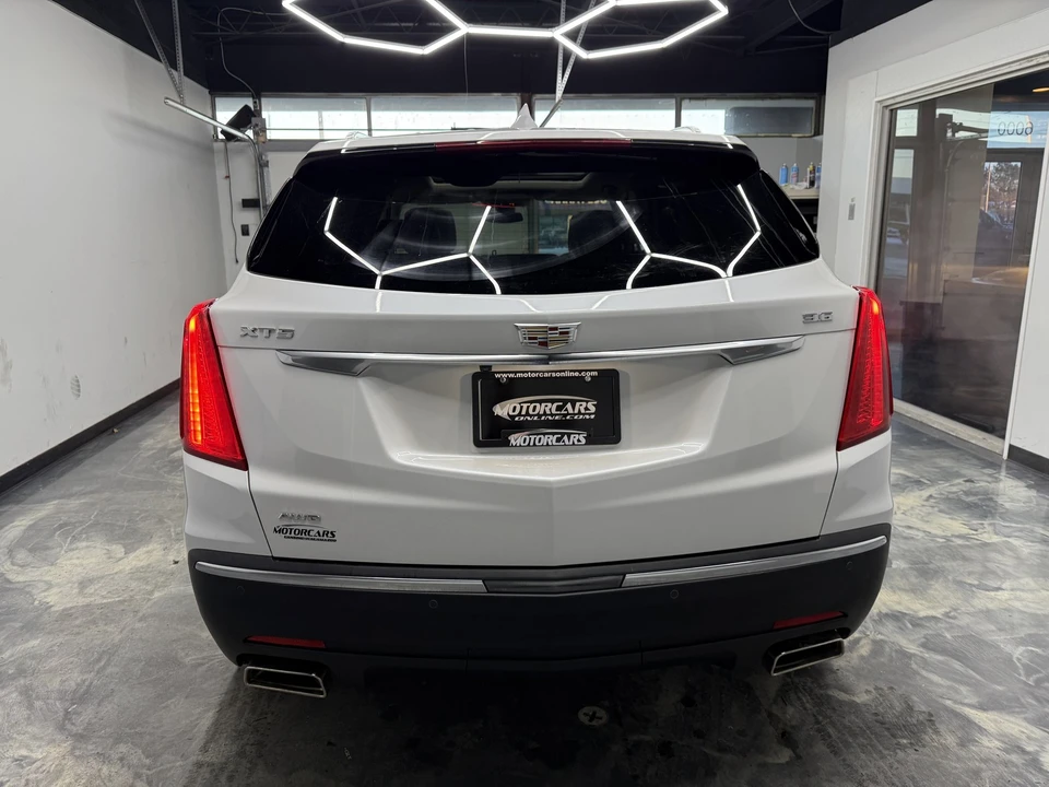2019 Cadillac XT5 - Image 5 of 21