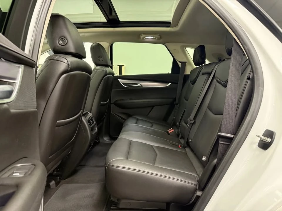 2019 Cadillac XT5 - Image 11 of 19