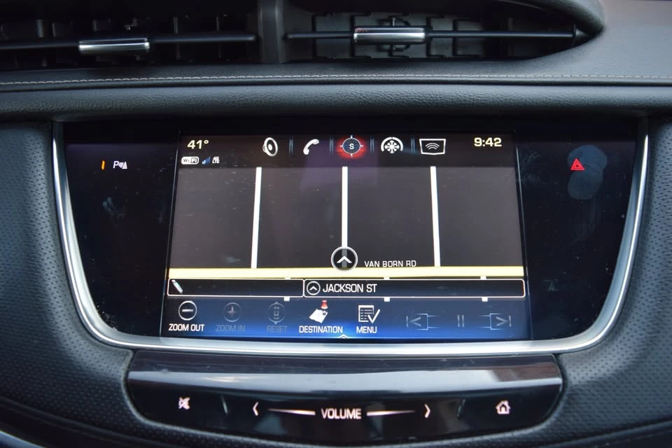 2019 Cadillac XT5 - Image 11 of 20