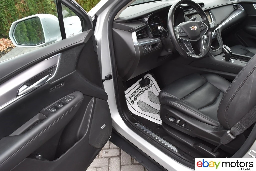 2019 Cadillac XT5 - Image 11 of 21